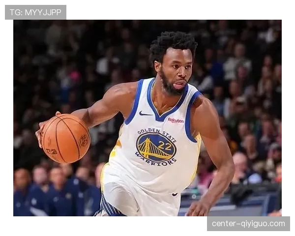 无球切入为库里造空，威金斯较以往更稳拉开空间