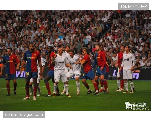 杜埃爆红解析：战术适配性与关键战表现突破