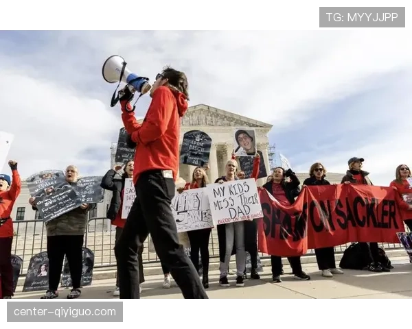 瓦伦西亚球迷抗议持续，俱乐部形象受损且门票销售面临影响